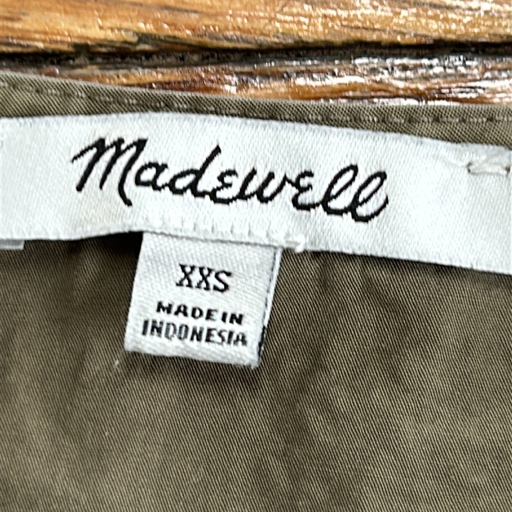 Madewell olive green tiered dress. Button up, shirt sleeves. Size XXS. - Picture 2 of 11